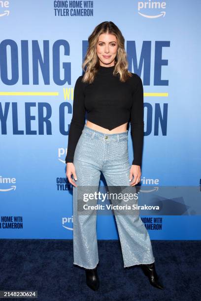Clary Rizzo 468 Kelly Rizzo Photos & High Res Pictures - Getty Images
