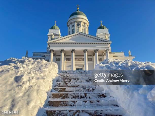 deep snow, stairs to cathedral sunlight blue sky helsinki - helsinki snow stock pictures, royalty-free photos & images