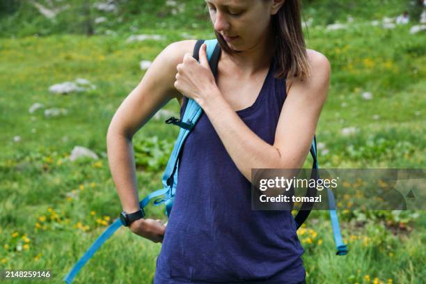 fastening backpack - mountain climbing clips stock pictures, royalty-free photos & images