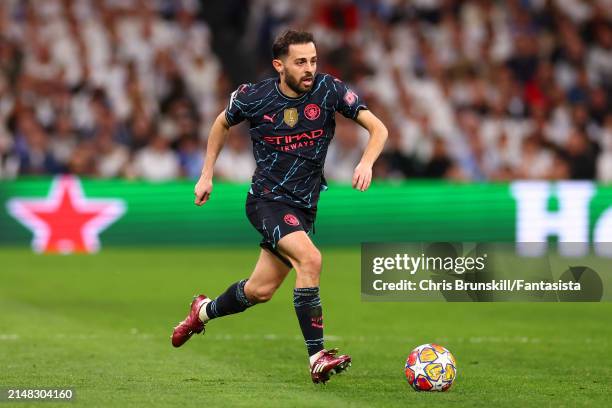 Bernardo Silva of Manchester City in action during the UEFA Champions League quarter-final first leg match between Real Madrid CF and Manchester City...