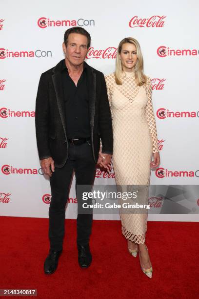 Dennis Quaid, recipient of the Cinema Icon Award, and Laura Savoie Quaid attend the CinemaCon Big Screen Achievement Awards at Omnia Nightclub at...