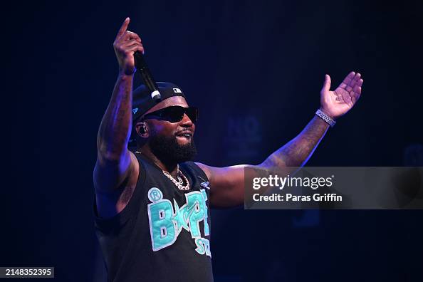 Spc Sarray Rapper Rapper Jeezy performs during his