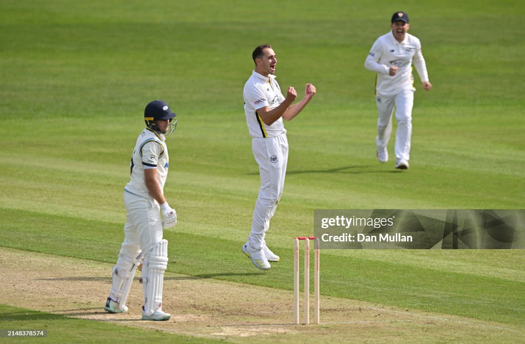 Gloucestershire v Yorkshire - Vitality County Championship