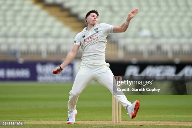 Matthew Potts of Durham bowls during day one of the Vitality County Championship Division One match between Warwickshire and Durham at Edgbaston on...