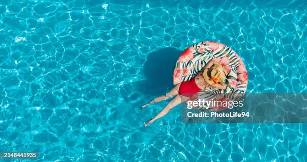 Pool Float From Above 191 Pool Floaty From Above Stock Photos, High-Res Pictures, and Images ...