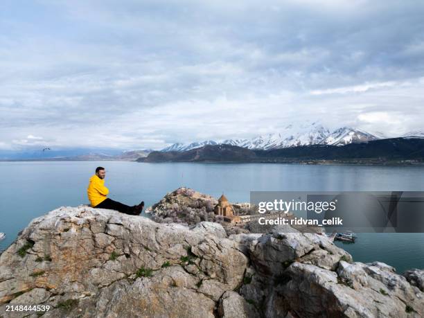 akdamar island - lake-van stock pictures, royalty-free photos & images