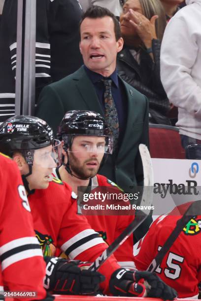 Head coach Luke Richardson of the Chicago Blackhawks looks on against the Nashville Predators during the third period at the United Center on April...