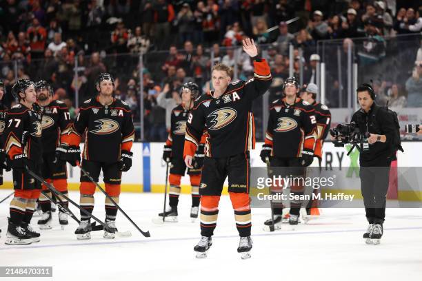 Jakob Silfverberg of the Anaheim Ducks waves to fans acknowledging his last home game after a game against the Calgary Flames at Honda Center on...