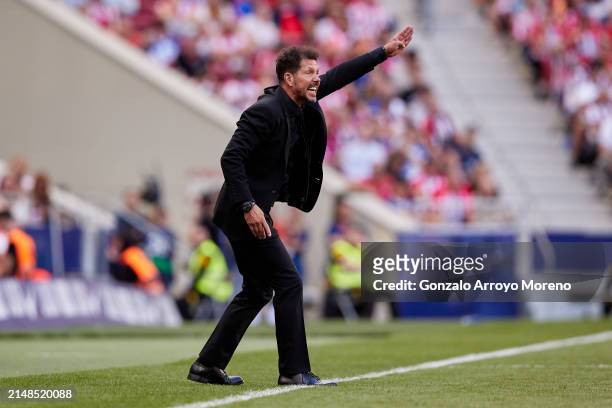 Manager Diego Pablo Simeone alias el Cholo of Atletico de Madrid gives instructions during the LaLiga EA Sports match between Atletico Madrid and...