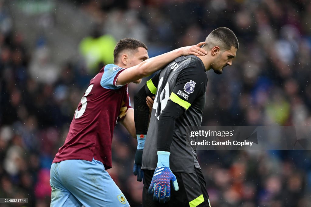 Burnley FC v Brighton & Hove Albion - Premier League