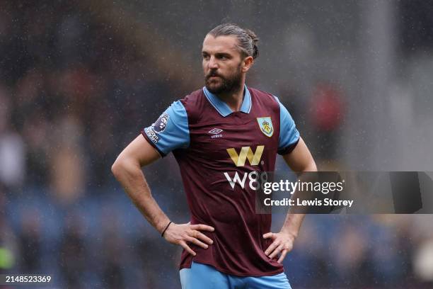 Jay Rodriguez of Burnley looks dejected after the draw in the Premier League match between Burnley FC and Brighton & Hove Albion at Turf Moor on...