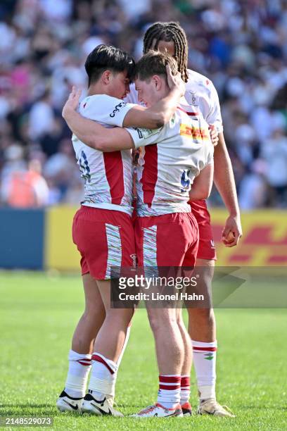 Marcus Smith and Will Porter of Harlequins celebrate after their victory after the Investec Champions Cup Quarter Final match between Union Bordeaux...