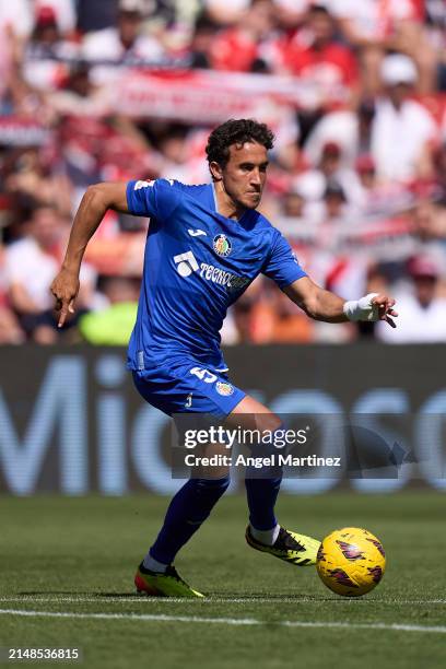 Luis Milla of Getafe CF controls the ball during the LaLiga EA Sports match between Rayo Vallecano and Getafe CF at Estadio de Vallecas on April 13,...