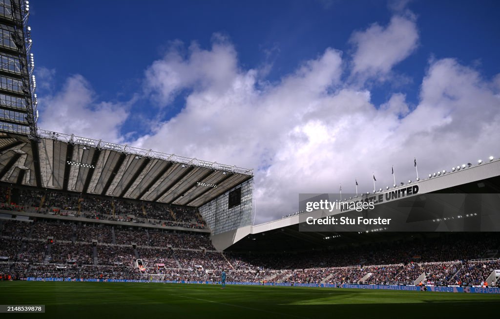 Newcastle United v Tottenham Hotspur - Premier League