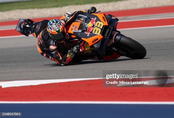 Brad Binder of South Africa and Red Bull KTM Factory Racing rounds the bend during the MotoGP qualifying practice during the MotoGP Of The Americas -...