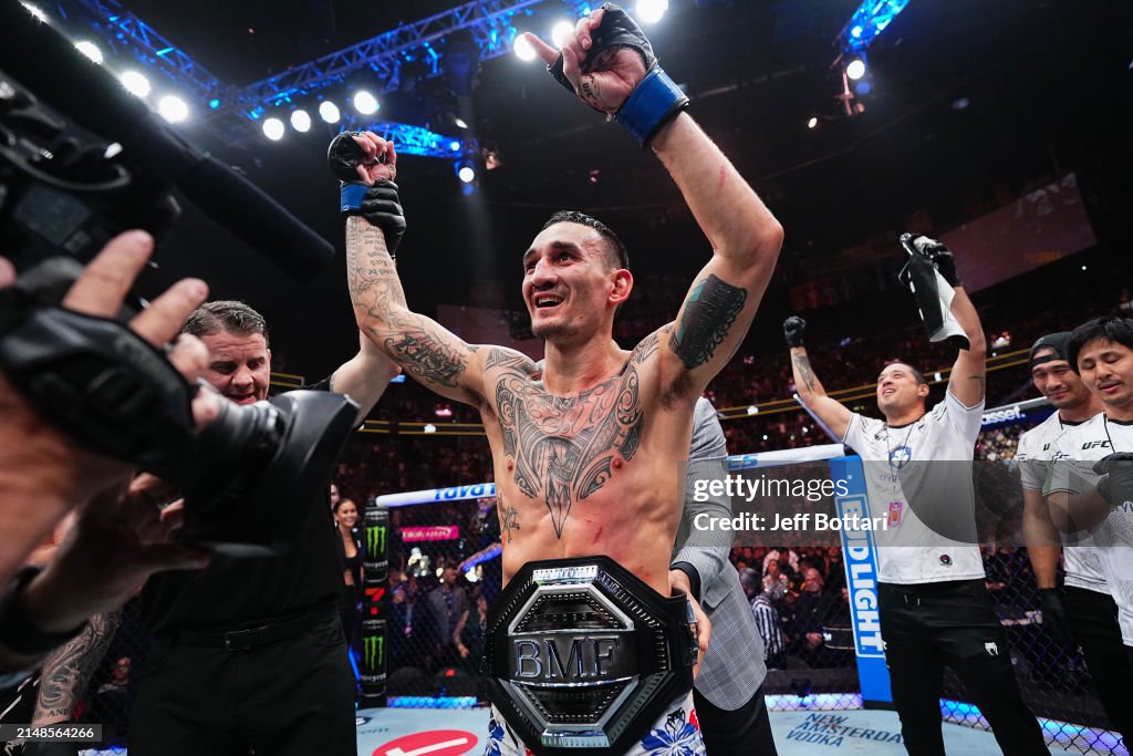 UFC 300: Gaethje v Holloway