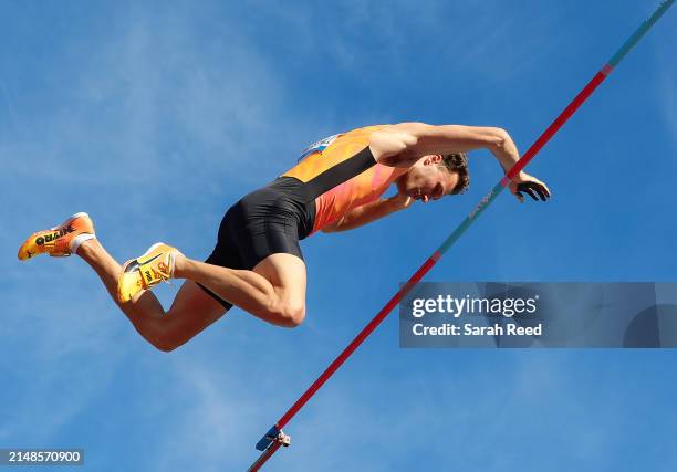 Kurtis Marschall winning the mens Pole Vault during the 2024 Australian Athletics Championships at SA Athletics Stadium on April 14, 2024 in...