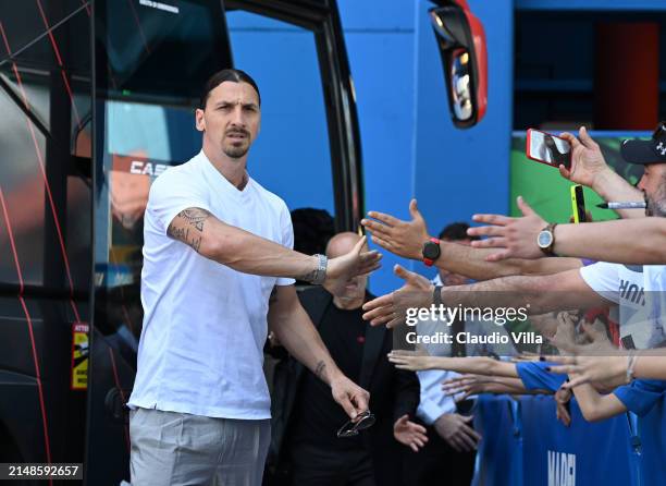 Zlatan Ibrahimovic of AC Milan arrives before the Serie A TIM match between US Sassuolo and AC Milan at Mapei Stadium - Citta' del Tricolore on April...