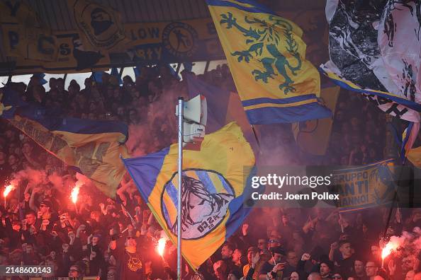 Eintracht Braunschweig v Hannover 96 - Second Bundesliga Eintracht Braunschweig v Hannover 96 - Second Bundesliga