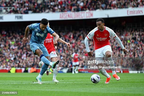 Ollie Watkins of Aston Villa shoots but hits the post during the Premier League match between Arsenal FC and Aston Villa at Emirates Stadium on April...