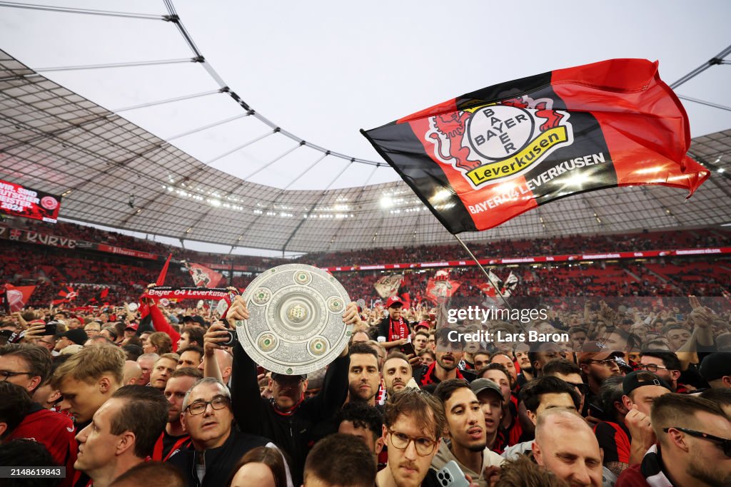Bayer 04 Leverkusen v SV Werder Bremen - Bundesliga