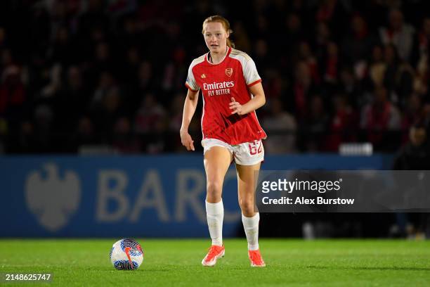 Katie Reid of Arsenal runs with the ball during the Barclays Women´s Super League match between Arsenal FC and Bristol City at Meadow Park on April...