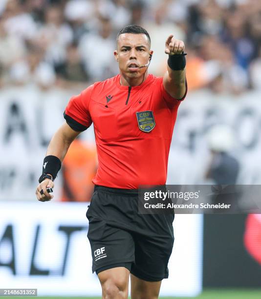 Referee Yuri da Cruz gestures during a match between Corinthians and Atletico MG as part of Brasileirao Series A at Neo Quimica Arena on April 14,...