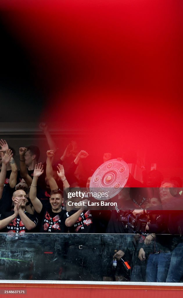 Xabi Alonso, Head Coach of Bayer Leverkusen, celebrates with a... News ...