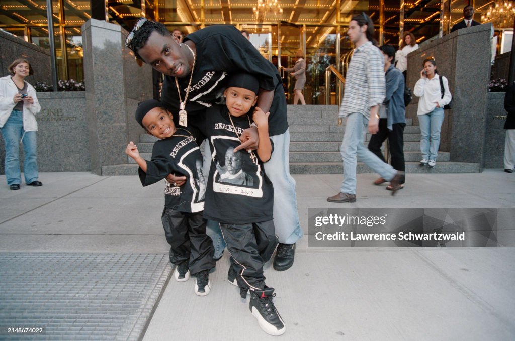 Le rappeur Sean Combs alias Puff Daddy avec son fils Justin Dior