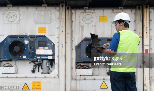 Reefer Engineer Reefer Container Technician Photos and Premium High Res Pictures ...