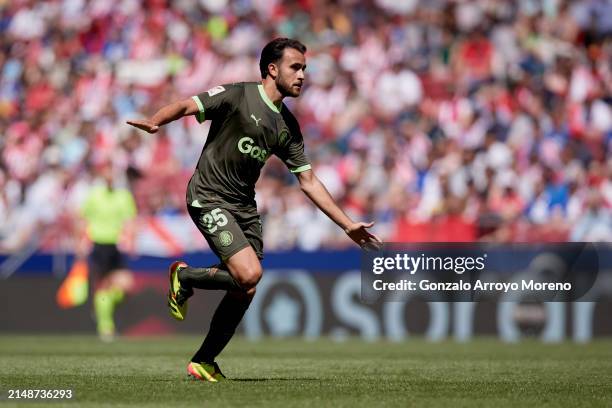 Eric Garcia Martret of Girona FC in action during the LaLiga EA Sports match between Atletico Madrid and Girona FC at Civitas Metropolitano Stadium...