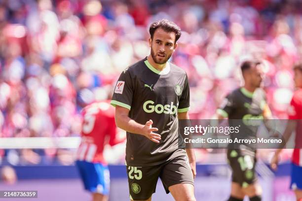 Eric Garcia Martret of Girona FC reacts during the LaLiga EA Sports match between Atletico Madrid and Girona FC at Civitas Metropolitano Stadium on...