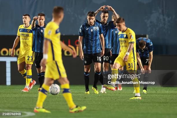Gianluca Scamacca of Atalanta BC celebrates scoring his team's first goal with teammates during the Serie A TIM match between Atalanta BC and Hellas...