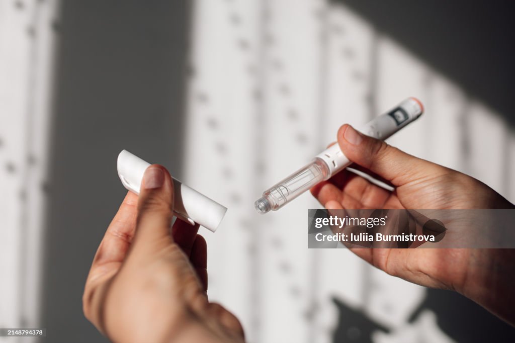 Weekly injections of GLP-1 receptor agonist for improved glucose regulation in type 2 diabetes