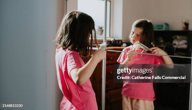 Child Untangled 108 Untangle Hair Stock Photos, High-Res Pictures, and Images - Getty ...