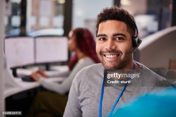 call center portrait - customer relationship management stock pictures, royalty-free photos & images