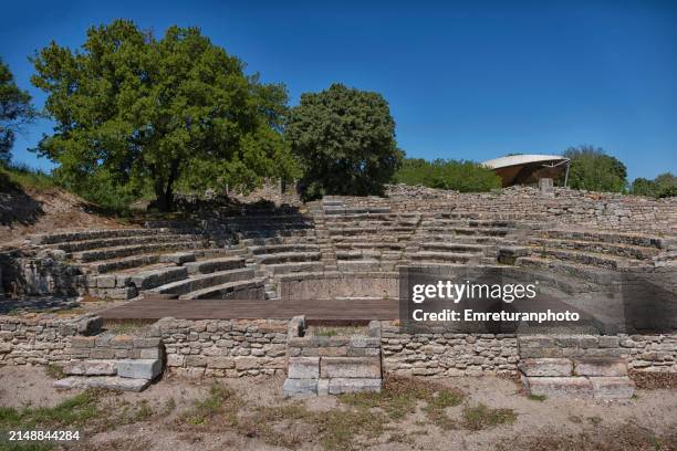 Small Scale Amphitheaters 271 Small Amphitheater Stock Photos, High-Res Pictures, and Images ...