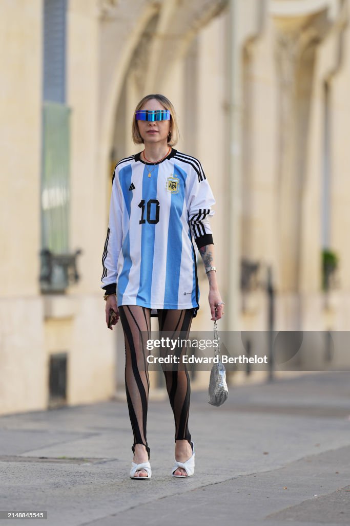 Fashion Photo Session In Paris - April 2024