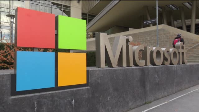 WA: STOCKSHOTS: Microsoft headquarters in Seattle