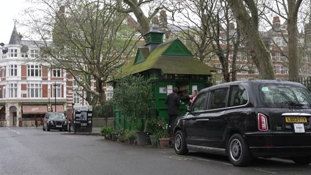 GBR: 'The only place I feel comfortable': London cabmen's shelter listed as English heritage site