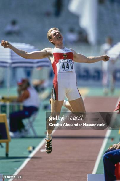 German athlete Frank Busemann during the long jump of the men's decathlon competition at the 6th IAAF World Athletics Championships, at the Olympic...