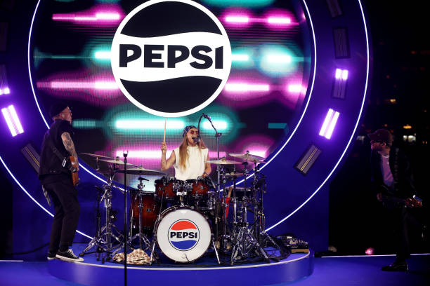 AUS: G-Flip Unveils Pepsi 'Pulse Collection' Fashion Showcase