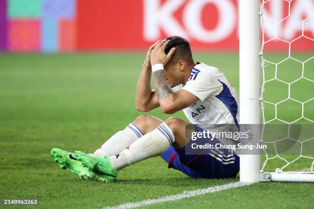 Yan Matheus of Yokohama F.Marinos reacts after a missed chance during the AFC Champions League semi final first leg match between Ulsan Hyundai and...