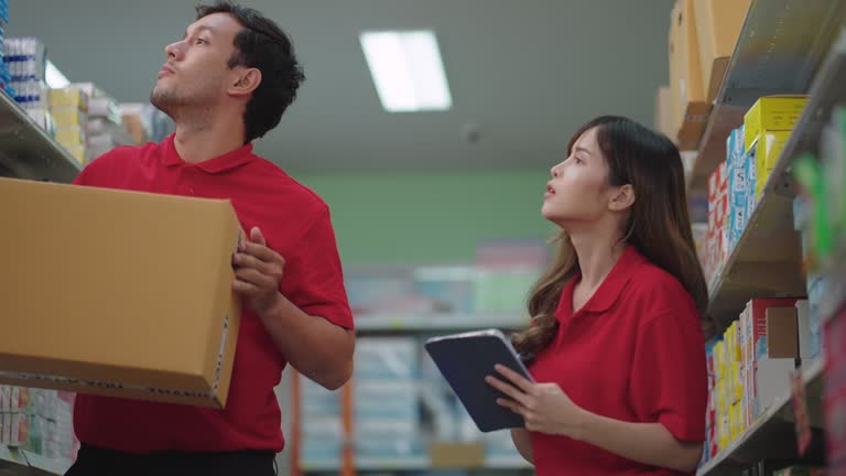 Store Restocking Grocery Store Worker Restocking Shelves Videos and HD Footage - Getty ...