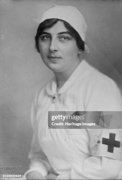 Countess Forgach, 5 Feb 1915 . Ilona von Rosty who served as a representative of the Hungarian Red Cross during World War I. Creator: Bain News...