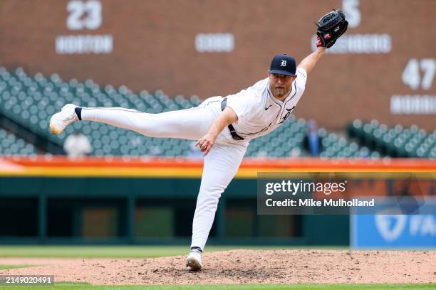 Will Vest of the Detroit Tigers throws a pitch during the during the eighth inning of a game against the Texas Rangers at Comerica Park on April 17,...