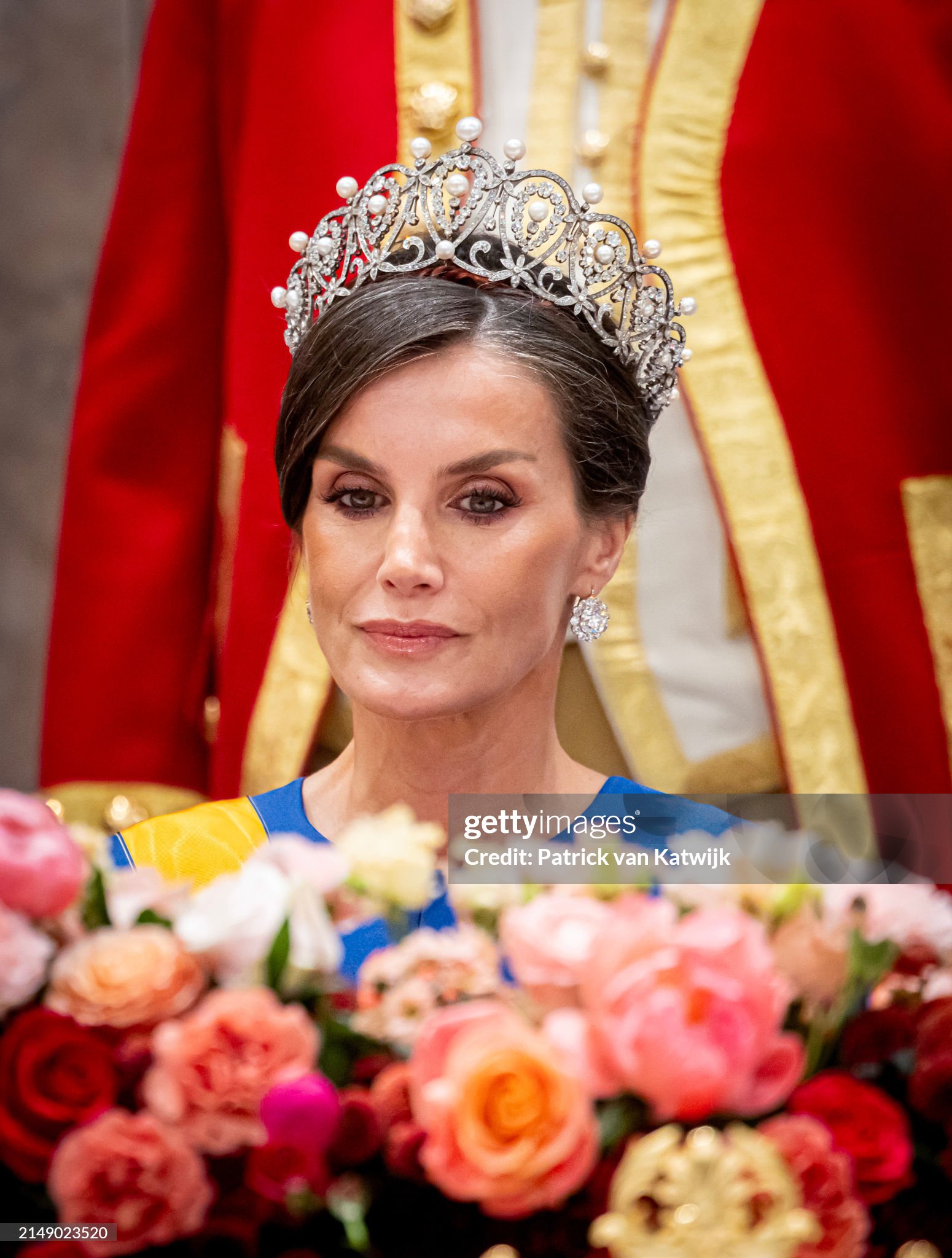 amsterdam-netherlands-queen-letizia-attends-the-official-state-banquet-on-april-17-2024-in.jpg