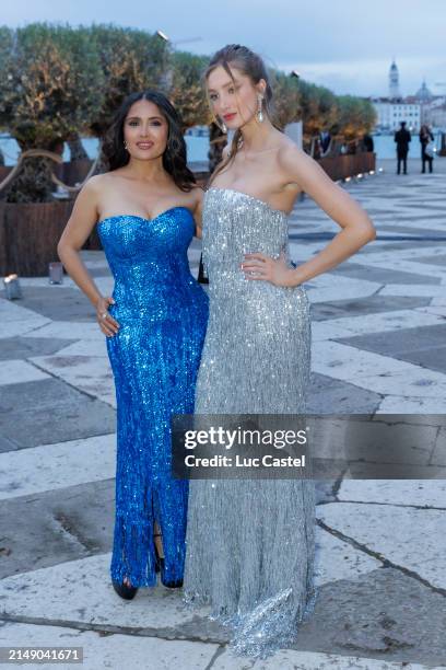 Selma Mathilde 1,159 Salma Hayek Blue Dress Stock Photos, High-Res Pictures, and ...