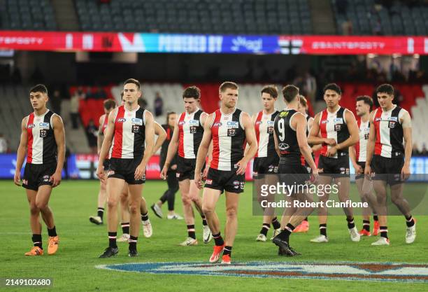 The Saints are seen after they were defeated by the Bulldogs during the round six AFL match between St Kilda Saints and Western Bulldogs at Marvel...