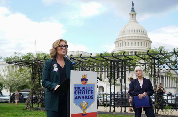 DC: MomsRising.org Hosts The Toddlers Choice Awards On Capitol Hill